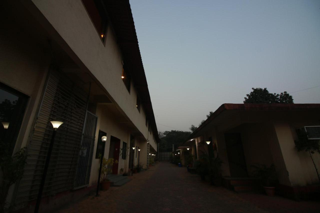 Hotel Nest Inn Residency Bhiwandi Exterior photo
