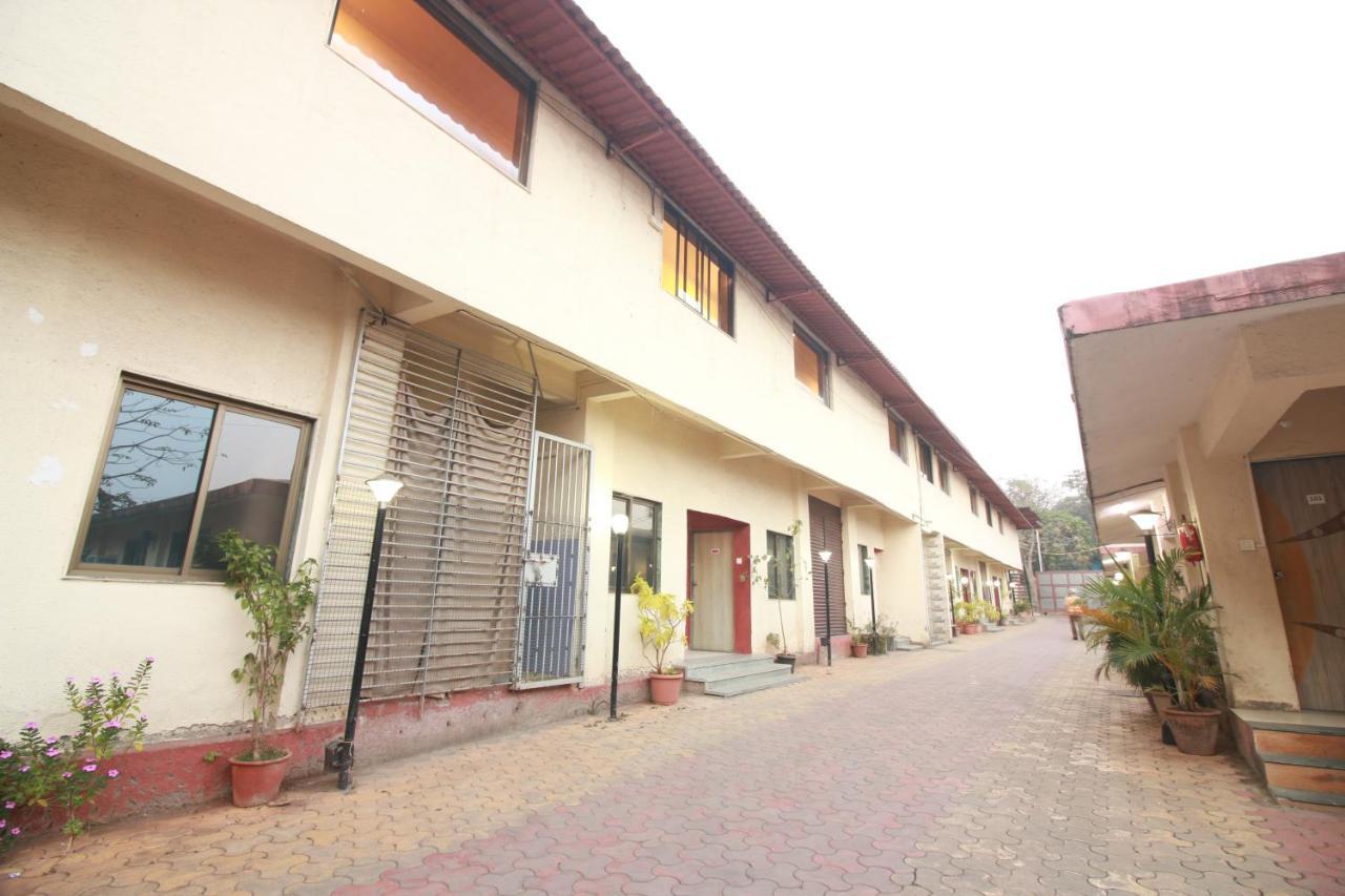 Hotel Nest Inn Residency Bhiwandi Exterior photo
